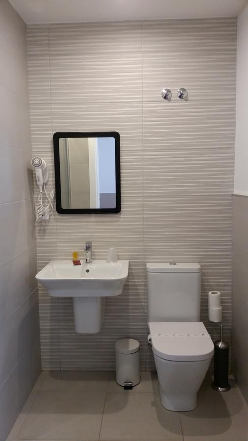 Double Room,631881249:JPEG